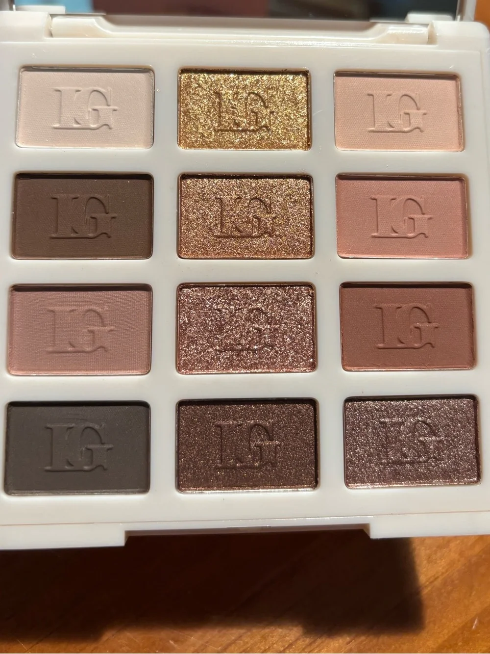 Laura Geller Nude Attitude Eyeshadow Palette - Barely Burnished